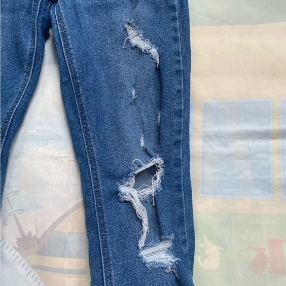Old Navy Jeans Rockstar Super Skinny Distressed Mid Rise Sz 2 - Picture 10 of 11
